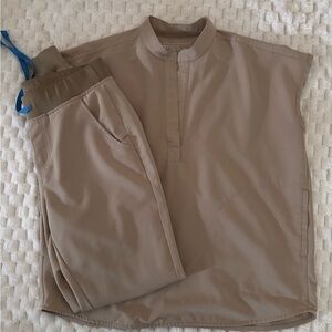 FIGS khaki women’s shirt and jogger set small